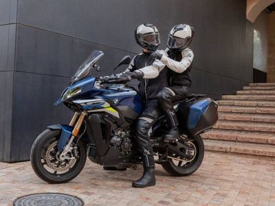 Hotlap vs XRide GTX: Which BMW Motorcycle Sport Collection Should You Choose?