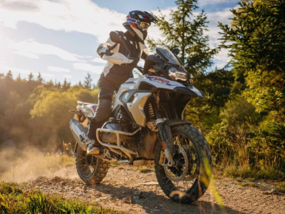 The BMW 1250 GS: the premium trail for traveling with complete peace of mind