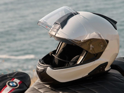 3 good reasons to choose a BMW Motorrad modular helmet